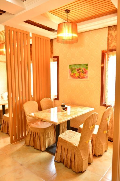 ליבינגסטון Warm Harbor Hotel מראה חיצוני תמונה