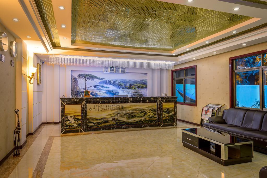 ליבינגסטון Warm Harbor Hotel מראה חיצוני תמונה