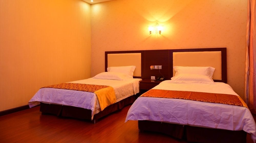 ליבינגסטון Warm Harbor Hotel מראה חיצוני תמונה